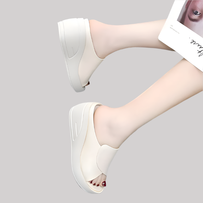 Lightweight Walking Sandals